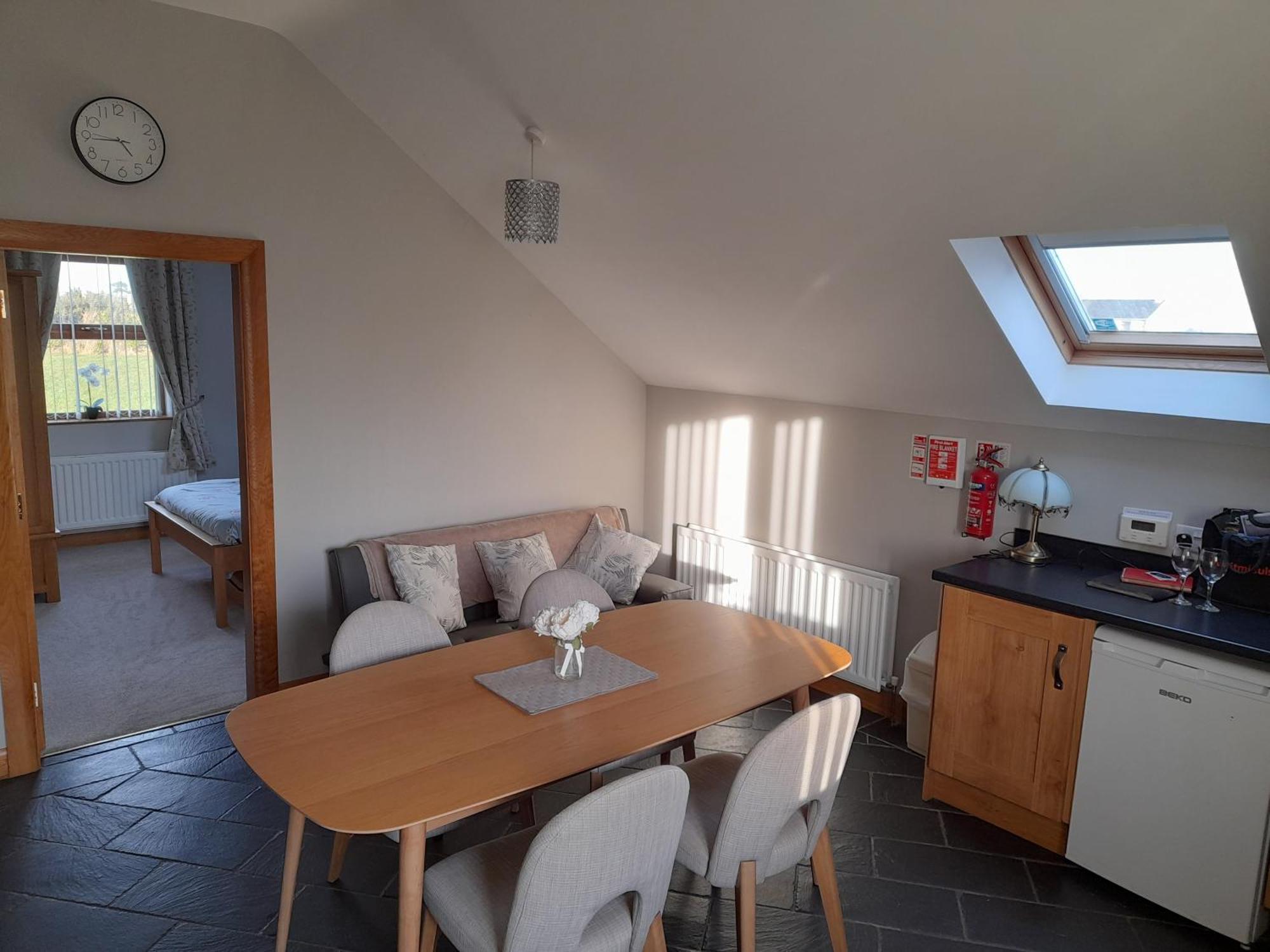 Quarry Loft Apartment แมกเฮอราเฟลท์ ภายนอก รูปภาพ