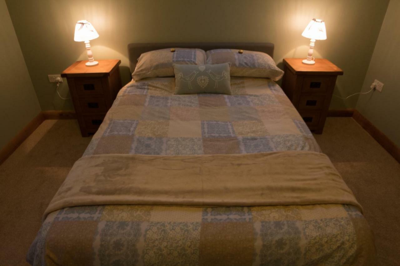 Quarry Loft Apartment แมกเฮอราเฟลท์ ภายนอก รูปภาพ